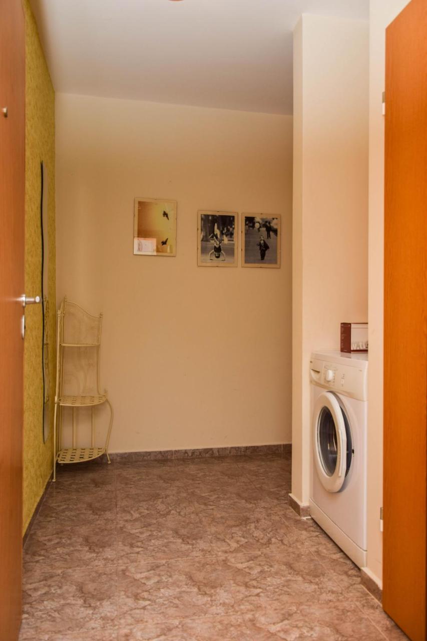 Comfort Apartment Поморие Экстерьер фото